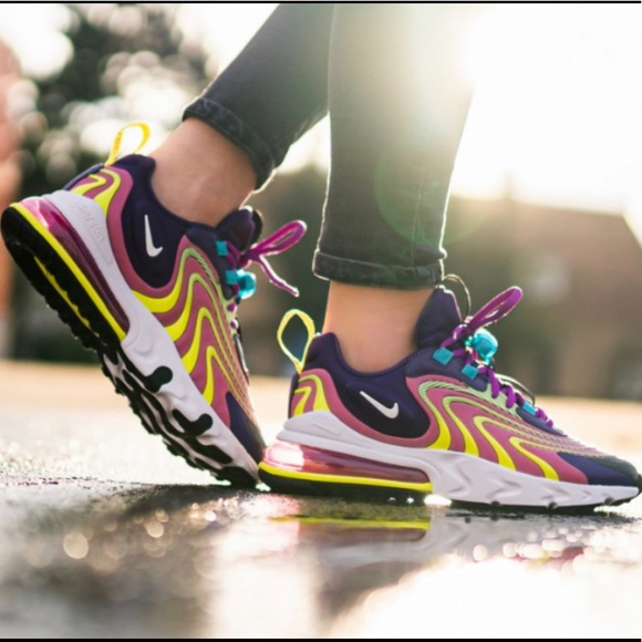 Nike Air Max 270 React Eng Women’s size 8 - Picture 2 of 9